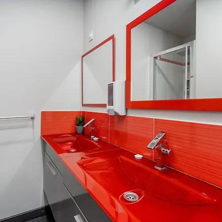 Apartment Karol Vaz 3 *